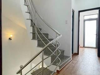 Nhà 120m2 tới 4pn hẻm xe hơi tới, hàng xóm phú mỹ hưng, ko quy hoạch, shr, nhỉnh 4 tỷ