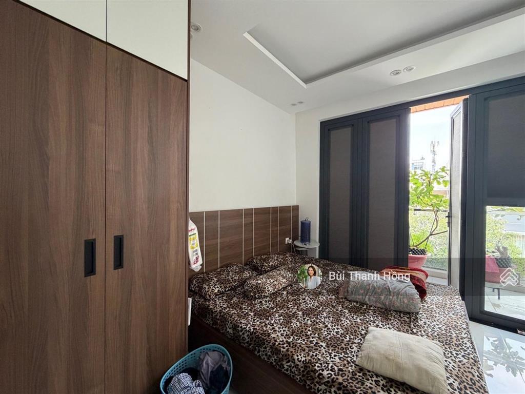 Trả trước 7.5 tỷ nh lo phần còn lại, nhà 67m2, sẵn ô thang máy, 4 pn, mt đường số tân hưng