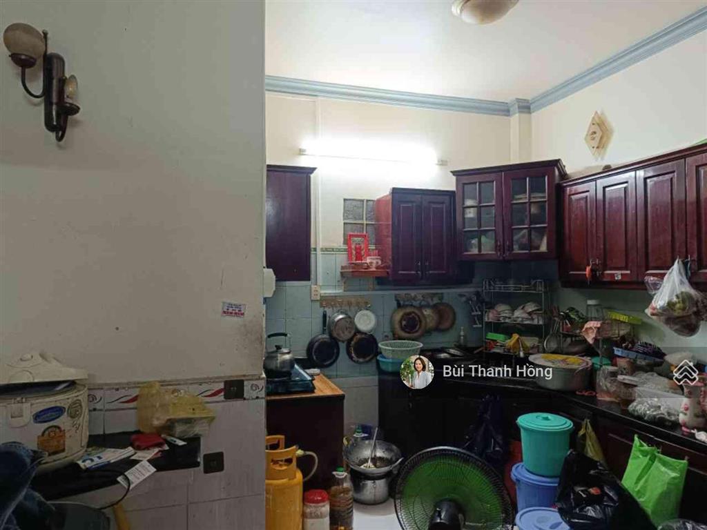 Nhà btct gần 50m2 3 tầng 4pn mt oto thông khu kiều đàm shr ko qh cọc trước 5 tỷ nh lo phần còn lại