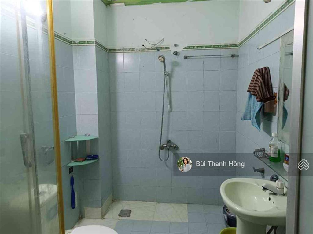 Nhà btct gần 50m2 3 tầng 4pn mt oto thông khu kiều đàm shr ko qh cọc trước 5 tỷ nh lo phần còn lại