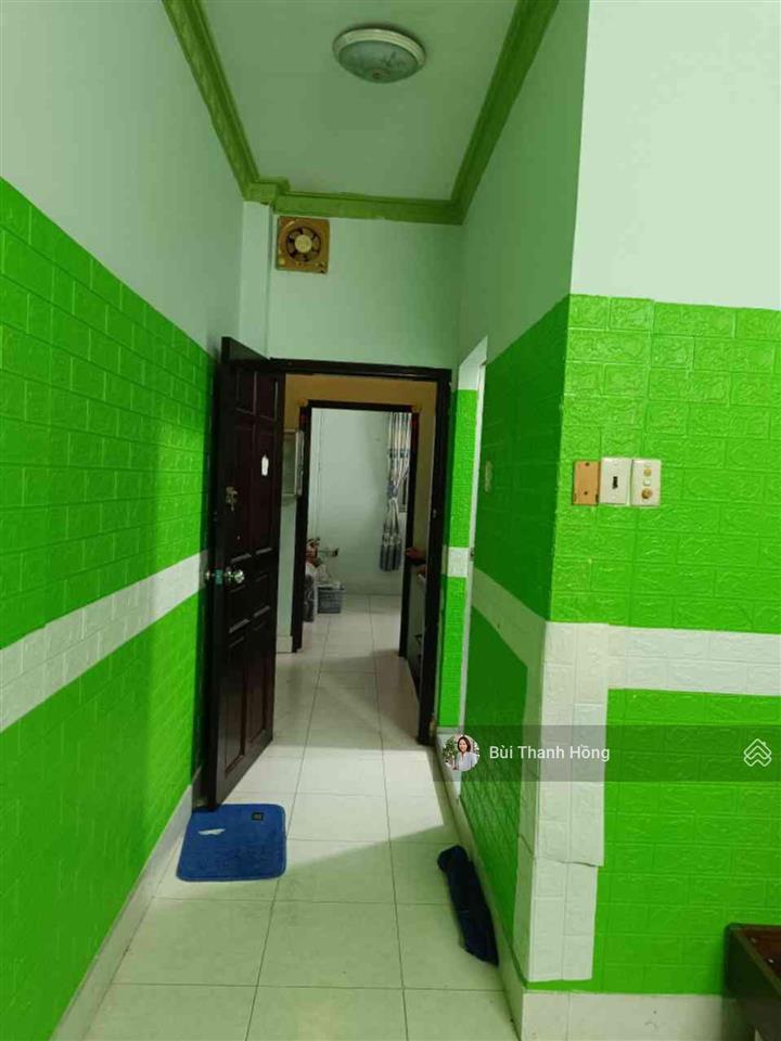 Nhà btct gần 50m2 3 tầng 4pn mt oto thông khu kiều đàm shr ko qh cọc trước 5 tỷ nh lo phần còn lại