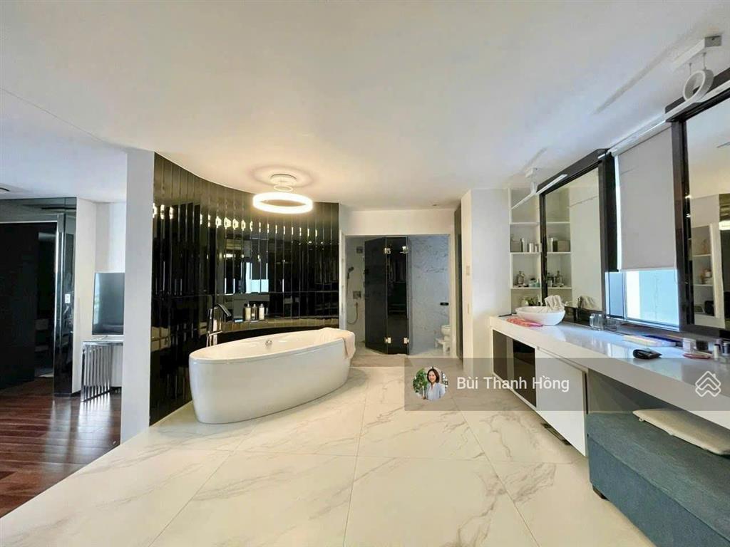 Cho thuê biệt thự sang trọng có hồ bơi riêng  mỹ tú  phú mỹ hưng
