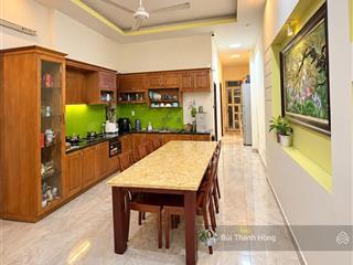 Bán nhà ngang 5, 125m2, giá chỉ 79tr/m2, nguyễn thị thập, q7