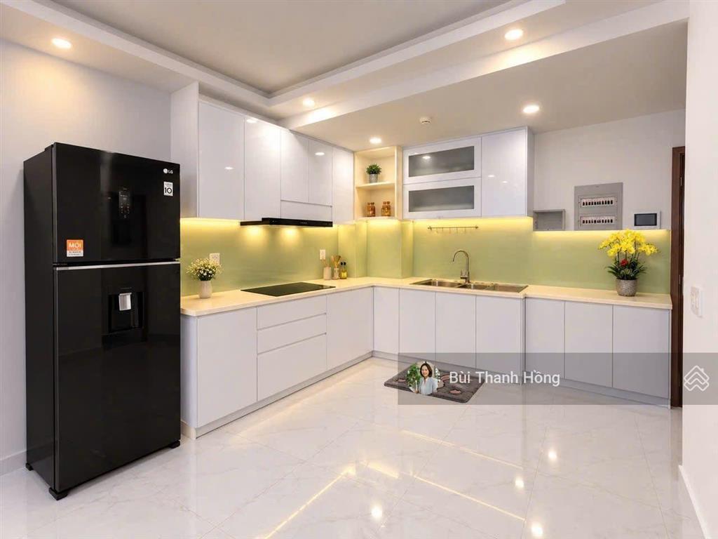 Bán căn hộ 2pn, 5,2 tỷ. saigon south cạnh phú mỹ hưng,