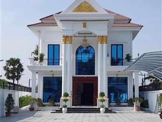 Toà nhà vp ngay trung tâm q1 trần hưng đạo  h7t  tn 1,4tỷ/ năm giá bán 105 tỷ