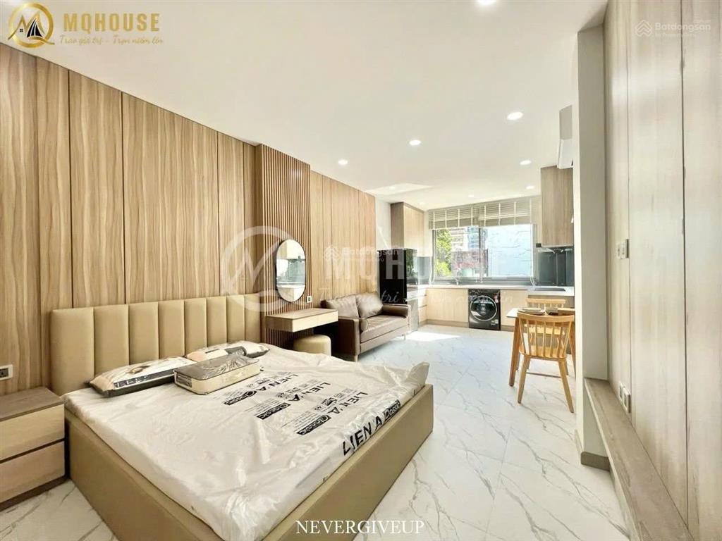 Studio full nội thất cửa sổ ngay công viên hoàng văn thụ  ngã tư bảy hiền