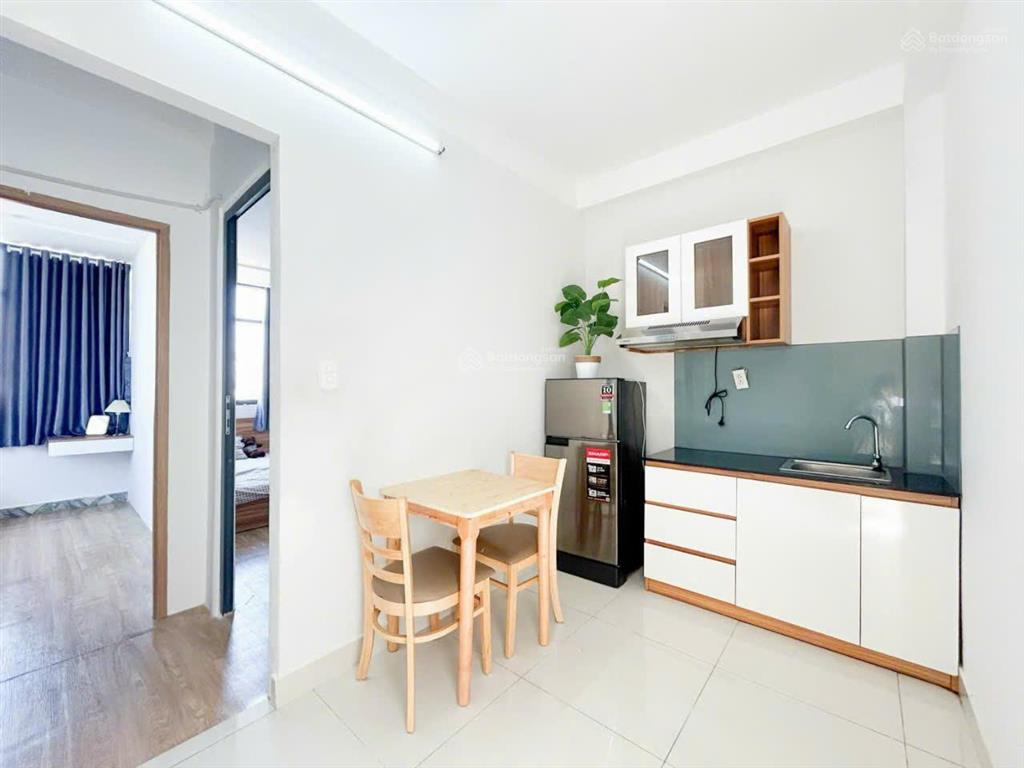 Căn hộ 2pn thoáng mát ngay bigc miền đông