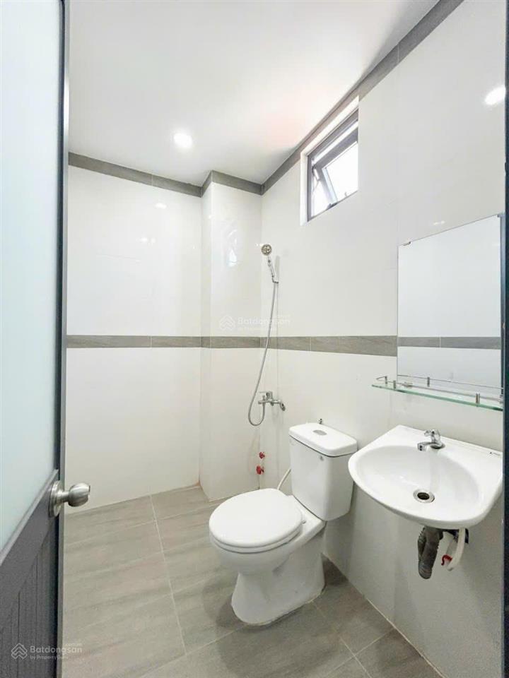 Căn hộ 2pn thoáng mát ngay bigc miền đông