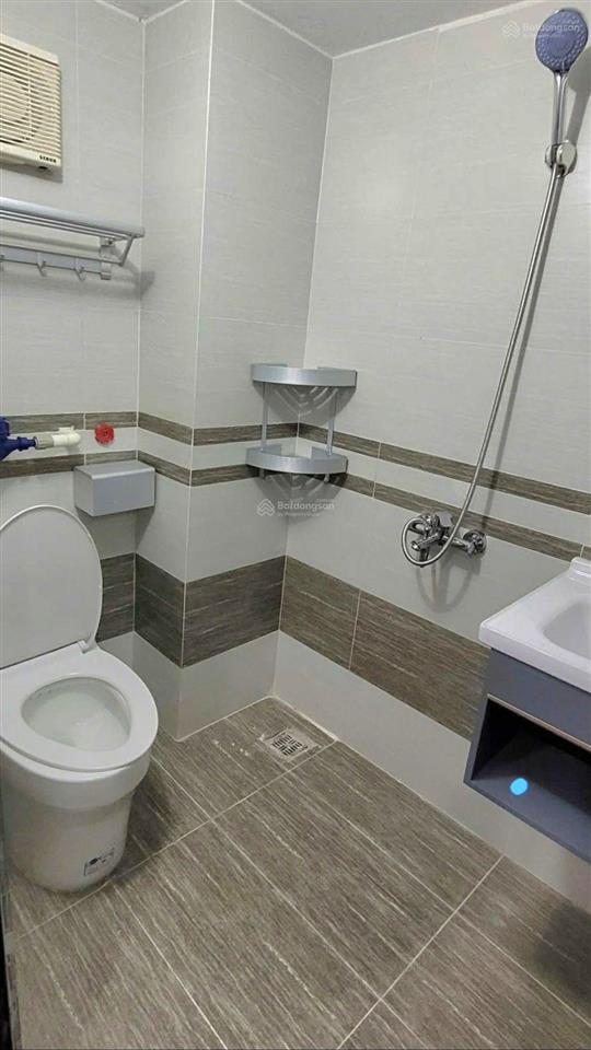 Phòng tầng 3 điện tích 35m2 ở luôn được 4 người có máy giặt riêng