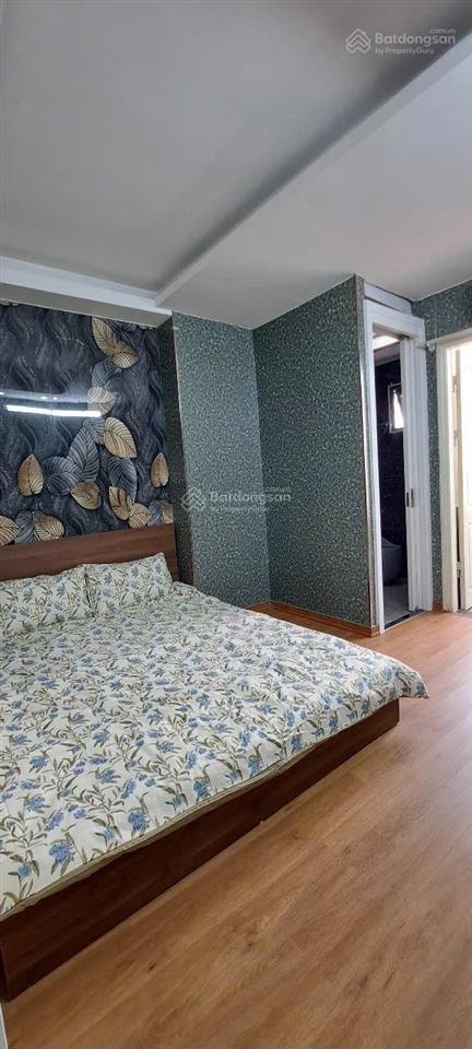 Bán chung cư 2 p ngủ 52m2 phố quan nhân  cự lộc. giá 2.390 tỷ (có thương lượng)