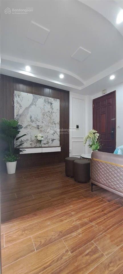 Bán căn hộ ccmn cầu giấy 50m2 2 ngủ full nội thất, ở ngay
