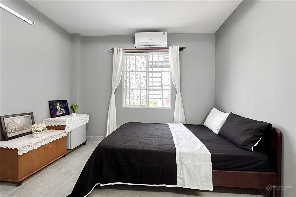 Chính chủ cho thuê căn hộ view biển giá rẻ mới 100% full nội thất