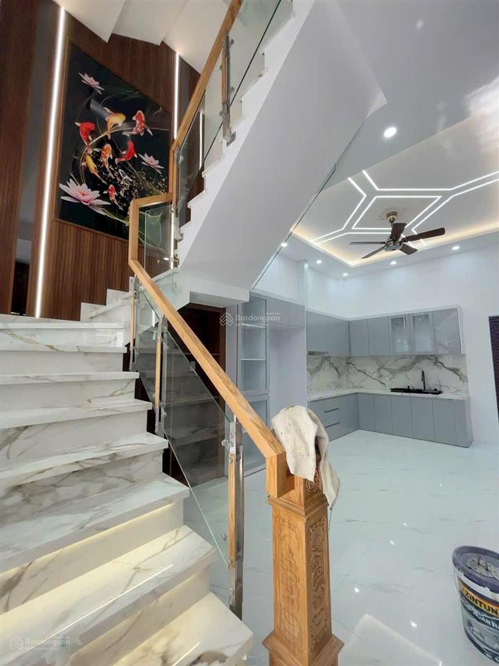Bán nhà phố hiện đại liên khu 56, 60m², 3 lầu, giá 5,7 tỷ