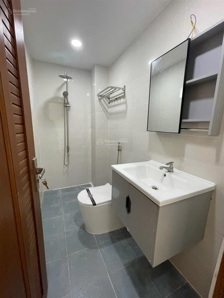 Bán nhà 4x13m, 1 lầu, liên khu 5  6, bình tân