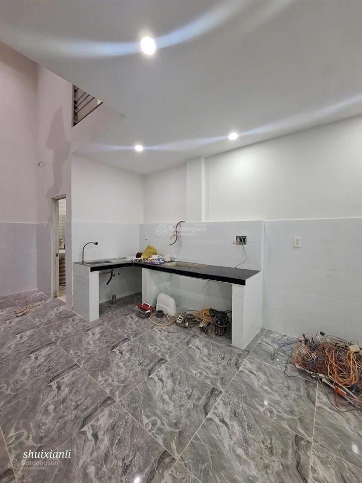 Cho thuê nhà riêng tại số 10, bình hưng hòa b, giá cực chất 12 triệu, 72 m2