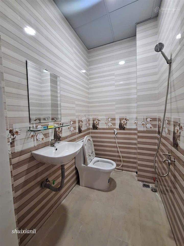 Cho thuê nhà riêng tại số 10, bình hưng hòa b, giá cực chất 12 triệu, 72 m2