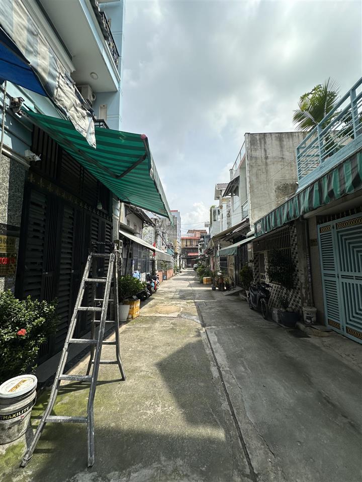 Bán nhà 2/liên khu 56, 4x10  2 lầu  3pn  3wc  1 sân phơi  4tỷ250tr tl
