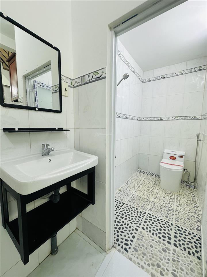 Bán nhà 2/liên khu 56, 4x10  2 lầu  3pn  3wc  1 sân phơi  4tỷ250tr tl