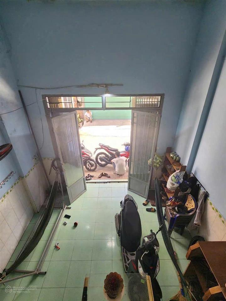 Bán nhà nhỉnh 2 tỷ, shr đường số 6, bình tân, hcm