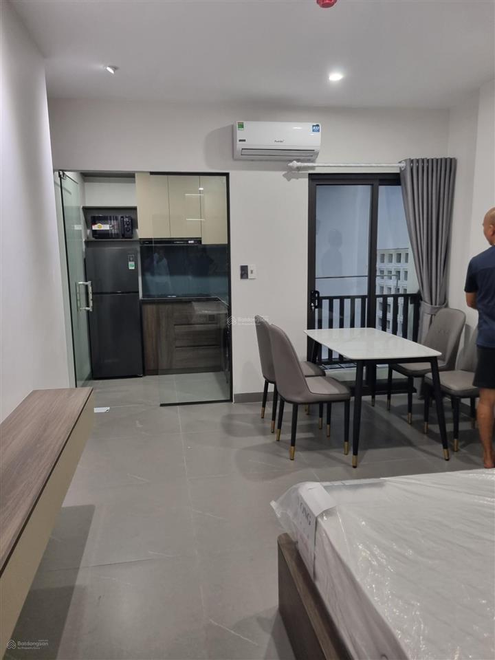 Chính chủ cho thuê chung cư mini phố hồng tiến 37m2 full đồ đẹp ngay tâm anh giá 6 triệu0916 393 ***