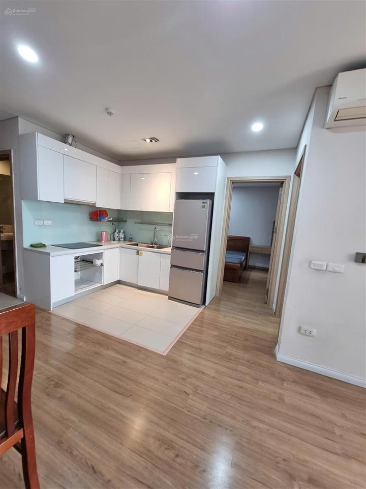 Chính chủ bán căn 2 ngủ 70m2 full đồ mipec riverside long biên gần phố cổ giá 6.5 tỷ  0916 393 ***