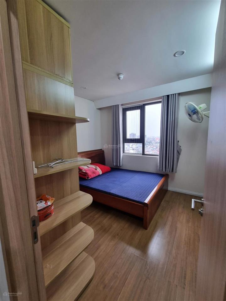 Chính chủ bán căn 2 ngủ 70m2 full đồ mipec riverside long biên gần phố cổ giá 6.5 tỷ  0916 393 ***