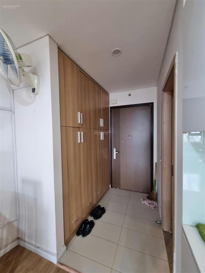 Chính chủ bán căn 2 ngủ 70m2 full đồ mipec riverside long biên gần phố cổ giá 6.5 tỷ  0916 393 ***