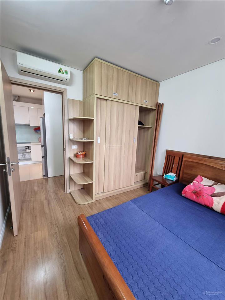 Chính chủ bán căn 2 ngủ 70m2 full đồ mipec riverside long biên gần phố cổ giá 6.5 tỷ  0916 393 ***