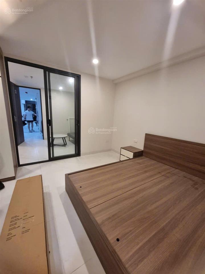 Cho thuê chung cư mini phố hồng tiến kéo dài 1 ngủ 1 khách riêng full đồ 5,5 triệu  0916 393 ***