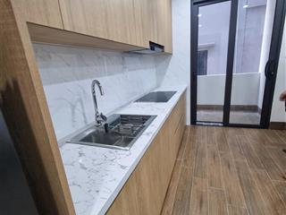 Cho thuê chung cư mini 43m2 phố ngọc thụy gần công viên có chỗ đỗ oto giá 6.2 triệu  0916 393 ***