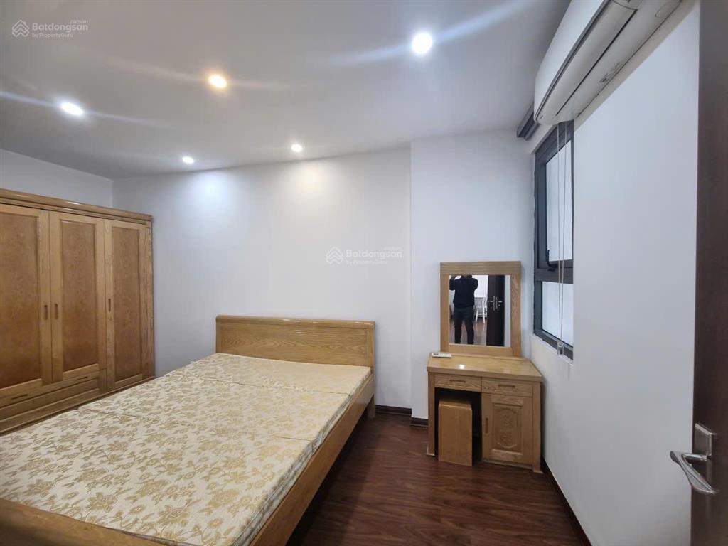 Chính chủ bán chung cư 2 phòng ngủ 2wc homeland thượng thanh 59m2 có đồ giá 4.6 tỷ 0916 393 ***