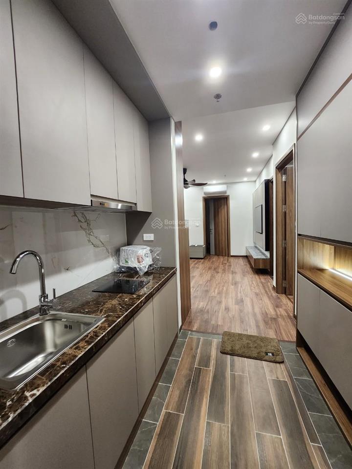 Cho thuê căn hộ 2 ngủ 1wc full đồ đẹp, có chỗ gửi oto miễn phí hồng tiến giá 14 triệu 0916 393 ***