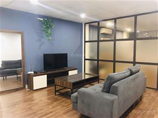 Chính chủ cho thuê căn hộ phố bồ đề 75m2 thiết kế 1 ngủ 1 khách full đồ giá 7 triệu  0916 393 ***