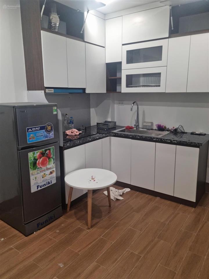 Cho thuê căn hộ 1 ngủ 1 khách riêng biệt 38m2 full đồ phố hoàng như tiếp giá 6 triệu 0976 879 ***