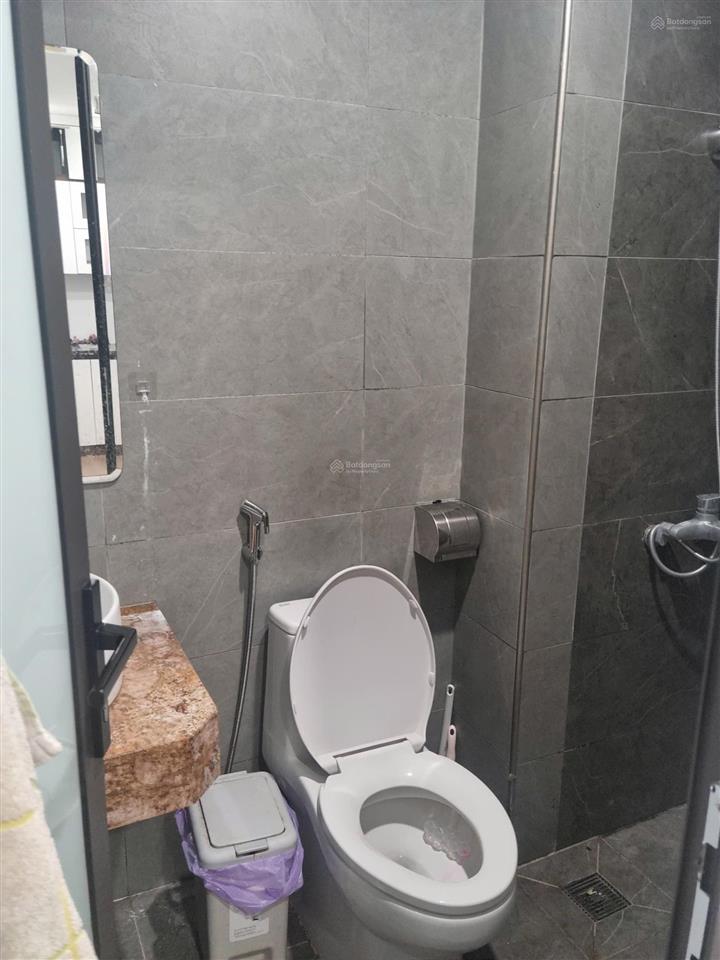 Cho thuê căn hộ 1 ngủ 1 khách riêng biệt 38m2 full đồ phố hoàng như tiếp giá 6 triệu 0976 879 ***