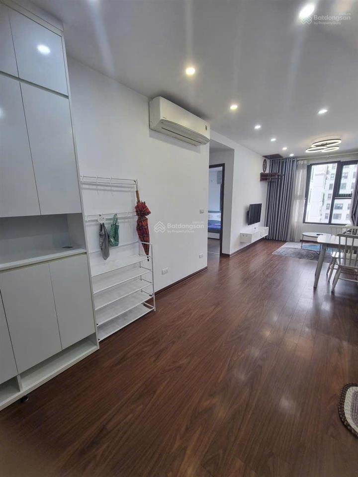 Bán căn 2 ngủ 2 wc 59m2 chung cư homeland thượng thanh cuối nguyễn văn cừ giá 4.85 tỷ 0976 879 ***