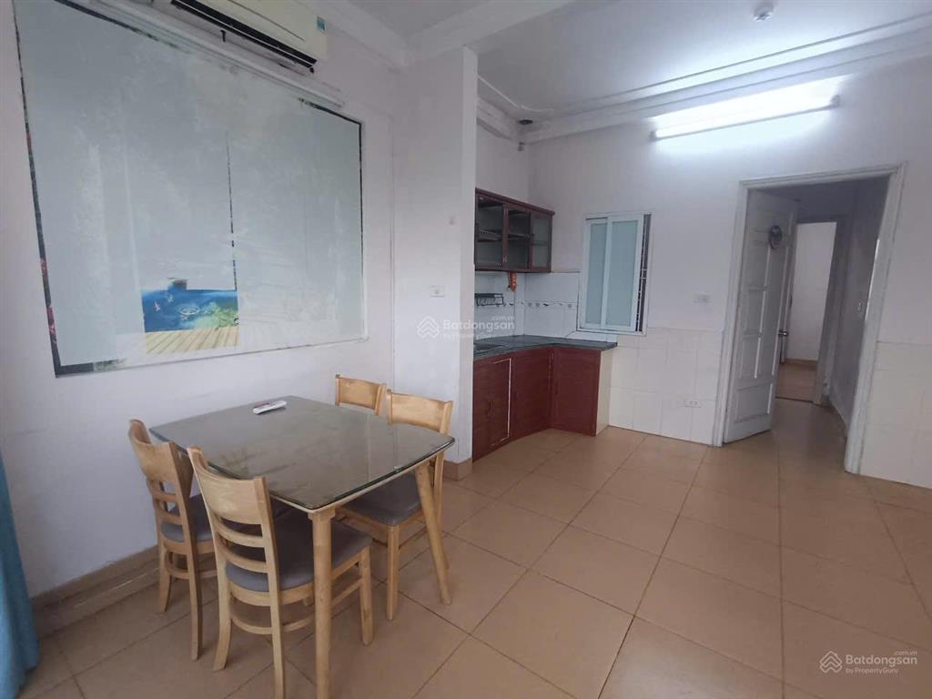 Cho thuê căn hộ 2 ngủ 2 vệ sinh 80m2 phố hồng tiến kéo dài gần chợ ngọc lâm giá 7 triệu 0976 879 ***
