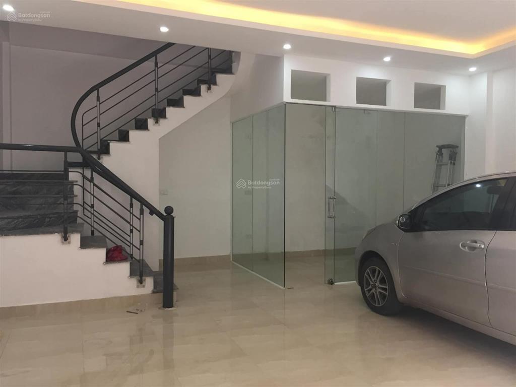 Chính chủ cho thuê căn hộ 50m2 1 ngủ riêng phố nguyễn văn cừ,máy giặt riêng giá 5 triệu 0976 879 ***