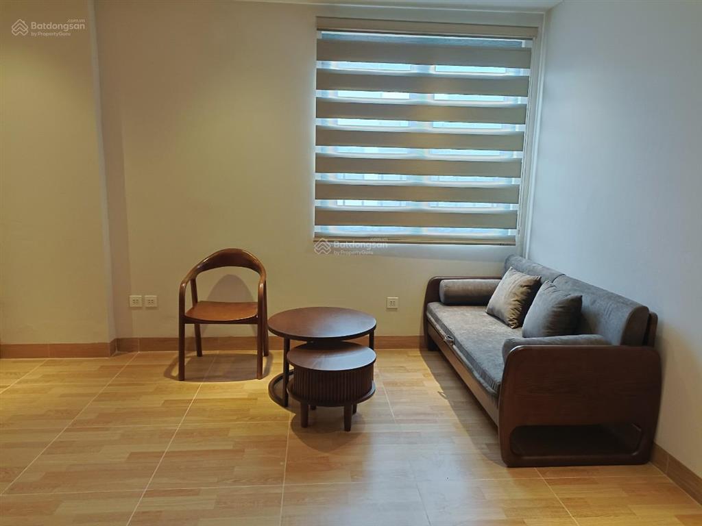 Chính chủ cho thuê căn hộ siêu đẹp 50m2 1 ngủ 1 khách riêng phố ngọc lâm giá 9 triệu.  0976 879 ***