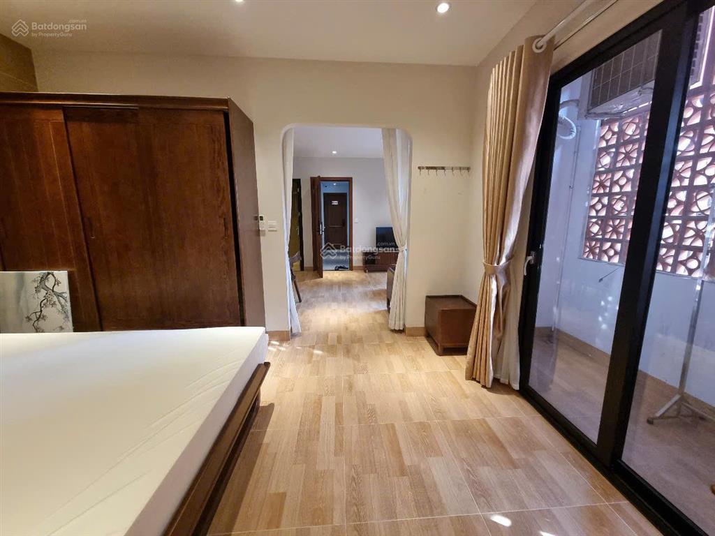 Chính chủ cho thuê căn hộ siêu đẹp 50m2 1 ngủ 1 khách riêng phố ngọc lâm giá 9 triệu.  0976 879 ***