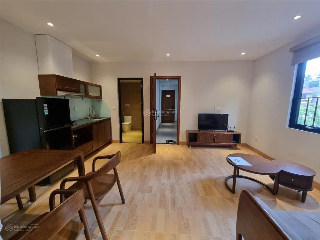 Chính chủ cho thuê căn hộ siêu đẹp 50m2 1 ngủ 1 khách riêng phố ngọc lâm giá 9 triệu.  0976 879 ***