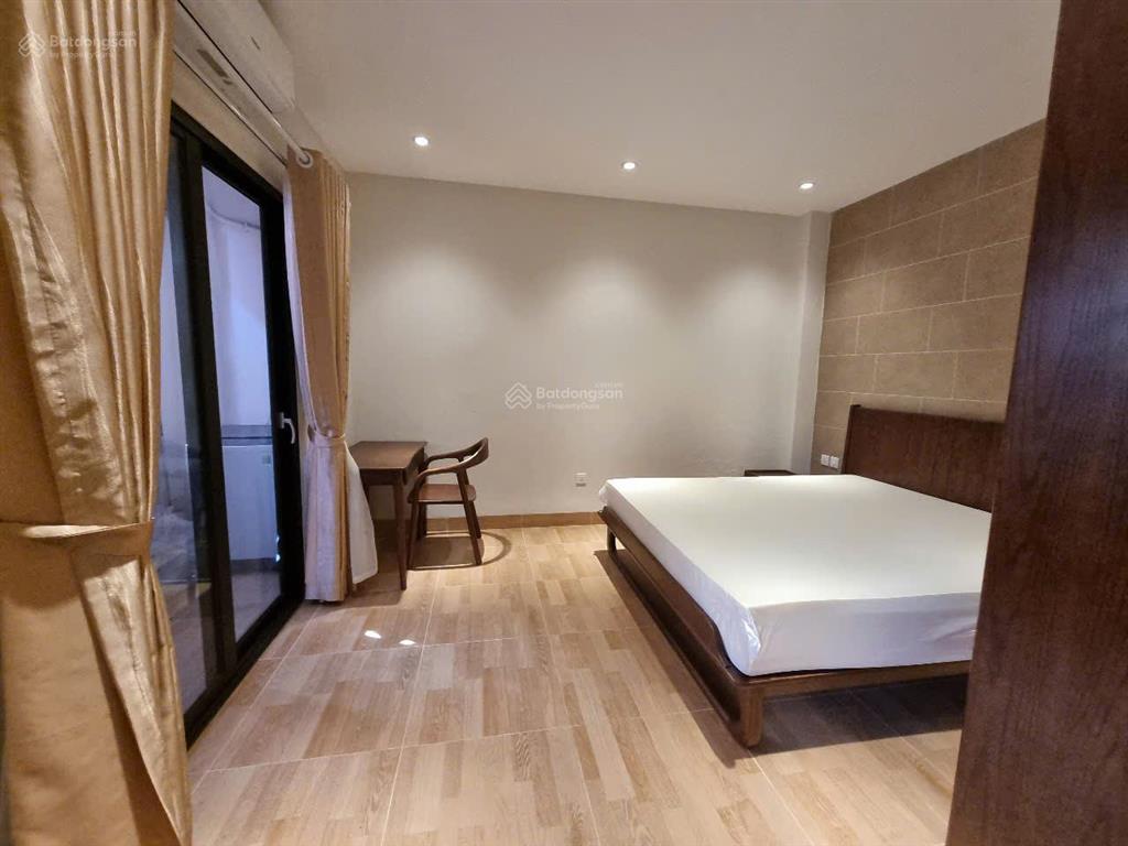 Chính chủ cho thuê căn hộ siêu đẹp 50m2 1 ngủ 1 khách riêng phố ngọc lâm giá 9 triệu.  0976 879 ***