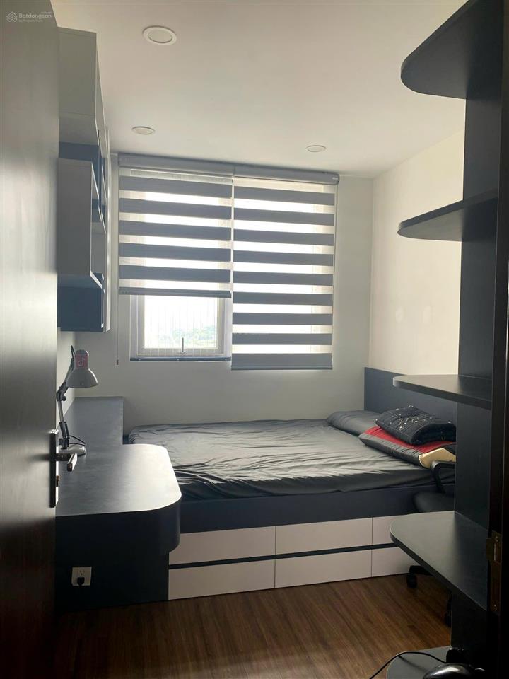 Chính chủ cho thuê 2 ngủ 68m2 chung cư eurowindow river park gần đông trù giá 8 triệu 0976 879 ***