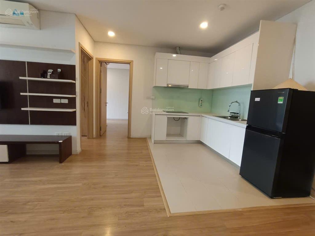 Chính chủ cho thuê căn 2 phòng ngủ 71m2 full đồ chung cư mipec long biên giá 12.5 triệu 0976 879 ***