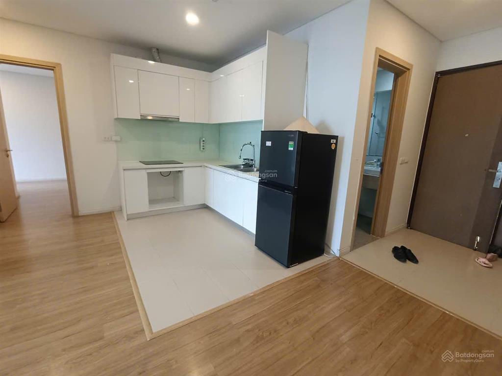 Chính chủ cho thuê căn 2 phòng ngủ 71m2 full đồ chung cư mipec long biên giá 12.5 triệu 0976 879 ***