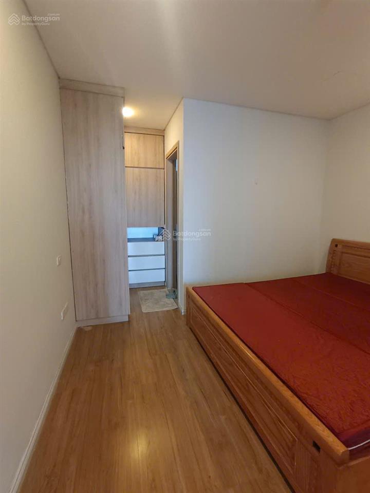 Chính chủ cho thuê căn 2 phòng ngủ 71m2 full đồ chung cư mipec long biên giá 12.5 triệu 0976 879 ***