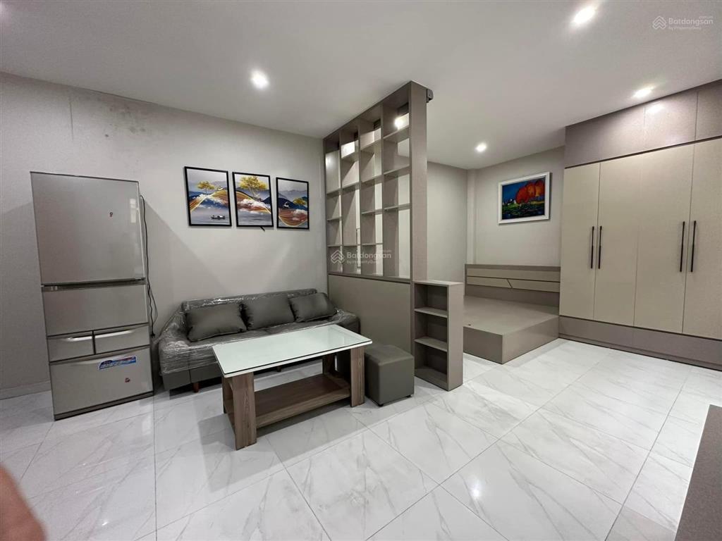 Chính chủ cho thuê căn hộ 45m2 full đồ máy giặt riêng phố nguyễn sơn giá 5.5 triệu  0976 879 ***