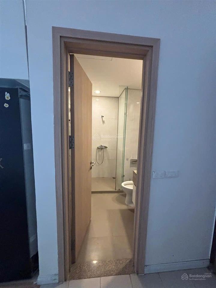 Cho thuê căn 2 ngủ 2wc 72m2 full đồ chung cư mipec riverside long biêngiá 13.5 triệu 0976 879 ***