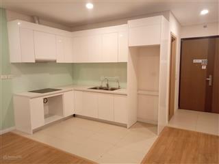 Cho thuê căn 2 phòng ngủ 2wc 80m2 đồ cơ bản chung cư mipec long biên giá 12 triệu  0976 879 ***