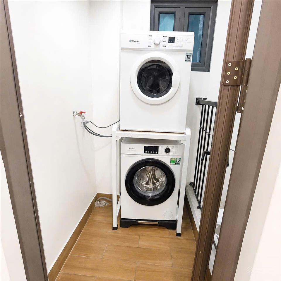 Chính chủ cho thuê căn hộ 40m2 thiết kế 1 ngủ 1 khách phố hoàng minh đạo giá 6 triệu 0976 879 ***